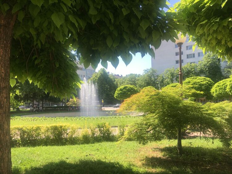 Жега и днес, превалявания на запад