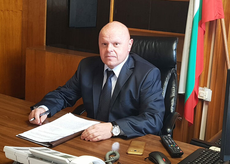 Недан Хаджиев