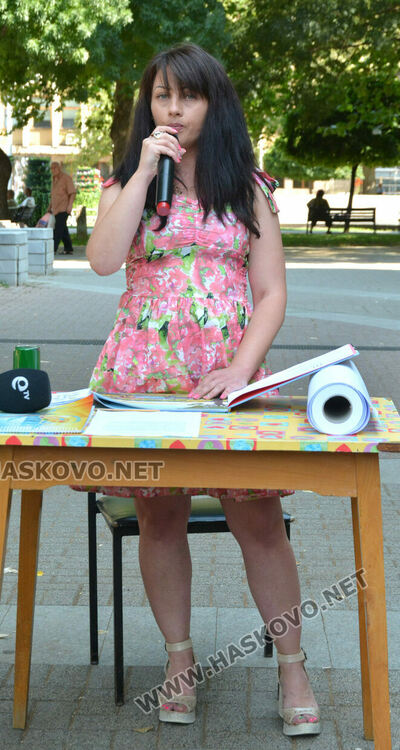 Стартира „Лято в библиотеката“ с четене на приказка и рисуване в Хасково