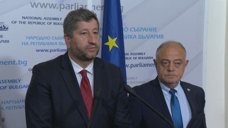 Ако "Демократична България" получи мандат от президента, ще направи всичко възможно да състави правителство