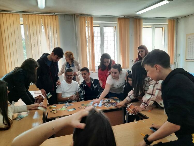 „Йовков“ е сред  10-те български училища,които са одобрени по проект „Знания за правата на човека“