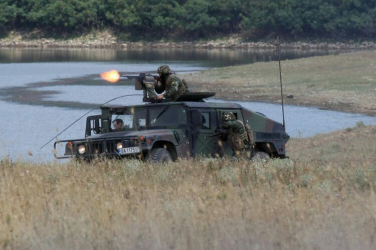 Конкурс за 20 войнишки длъжности в Хасково