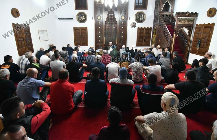 Хасковските мюсюлмани с първа молитва за Курбан Байрам