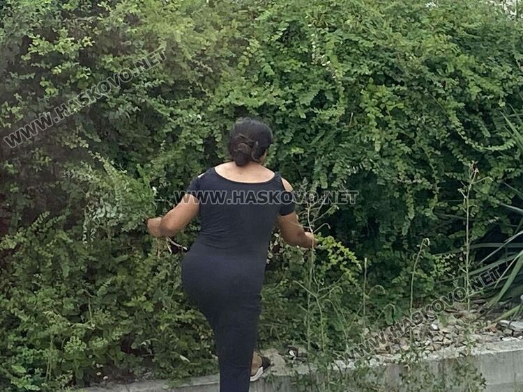 Читател: Метат липа от улица в Хасково