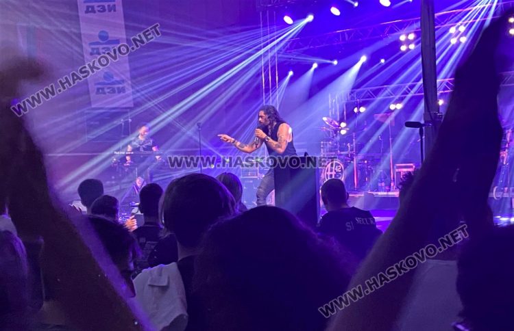 Рок взрив в зала „Дружба“