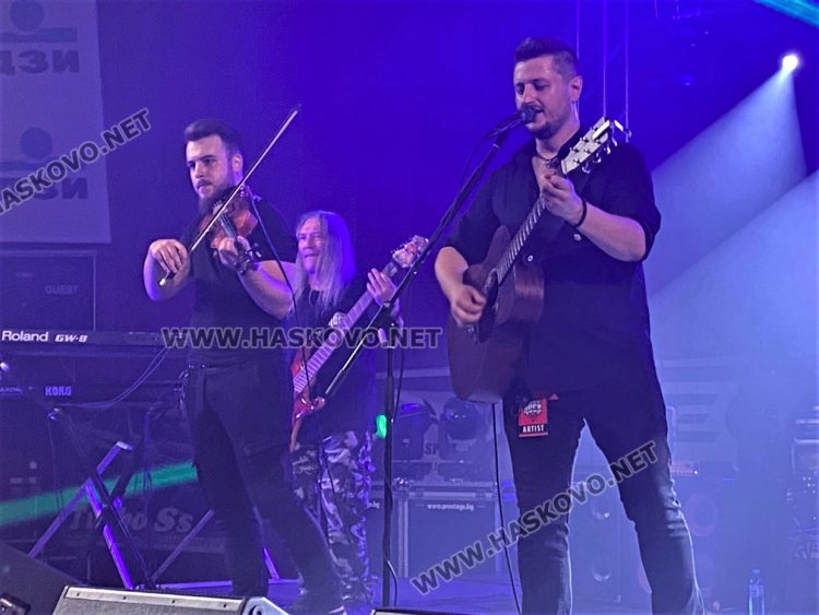 Рок взрив в зала „Дружба“