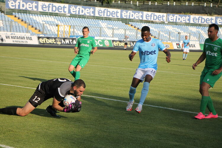 Нападателят Ласана Н'Диайе е официално играч на ПФК"Арда"