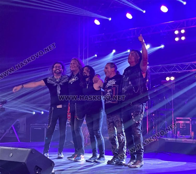 Рок взрив в зала „Дружба“