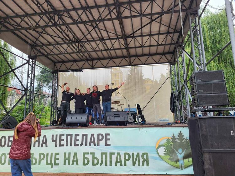 Рев на мотори "Харли Дейвидсън" огласи Чепеларе /галерия/