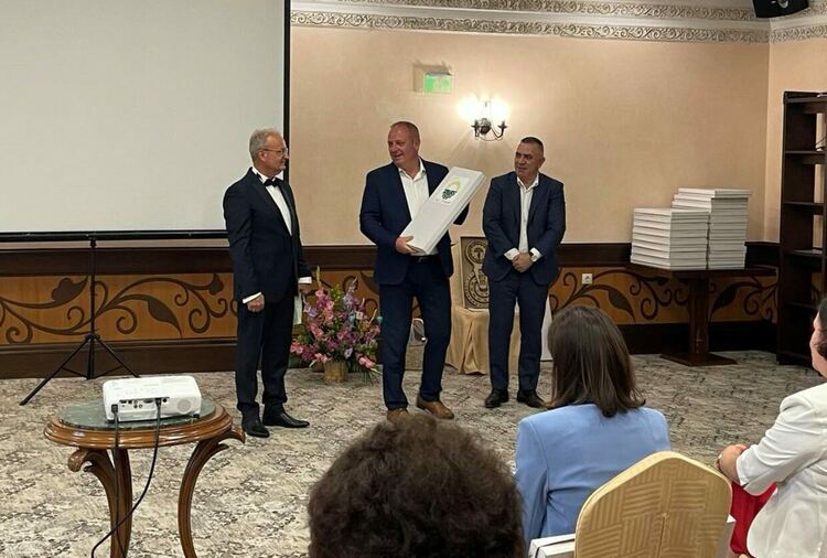 Бивш и настоящ кмет участваха в честването на 25 години РАО "Тракия"