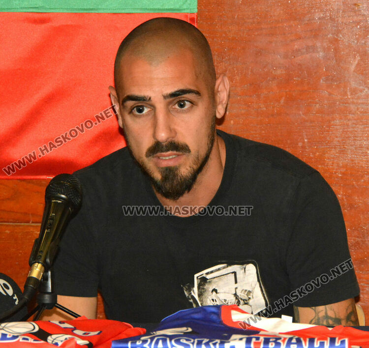 Тихомир Желев