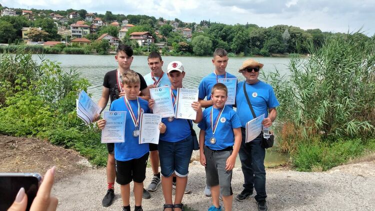 Поредни отличия на участниците от клуба по корабомоделизъм към ОП "Детски и младежки център"