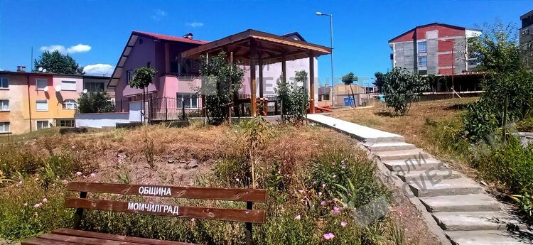 Момчилград се благоустроява с дни,  стяга се за международна среща на съгражданите