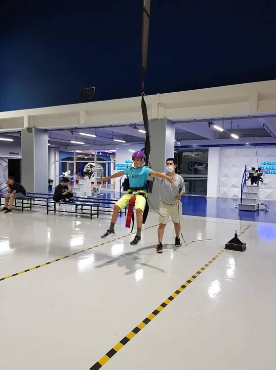 Есе за Космоса изстреля Енрике от Хасково в център на NASA