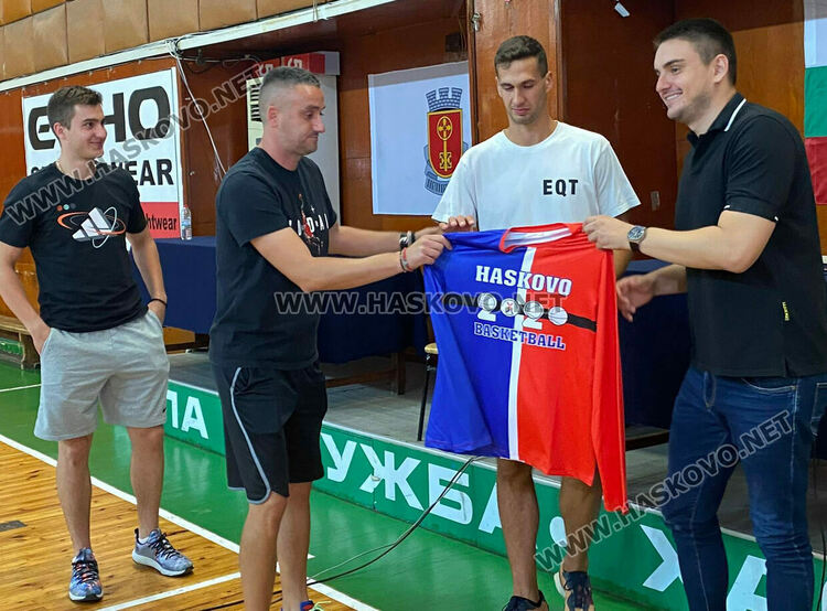 Баскетболният тим на Хасково влиза в А група с нови попълнения и амбиция да вдигне купата