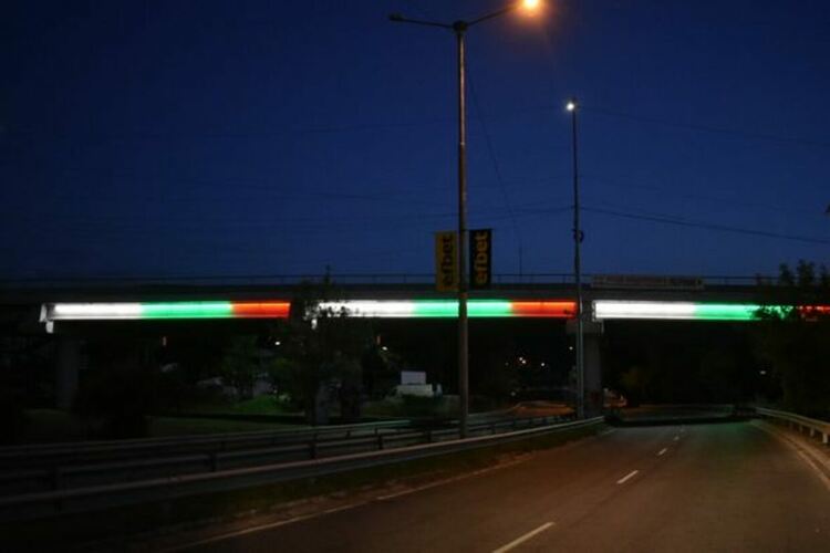 Цветовете на българския трибагреник ще огряват всяка вечер надлез „Иван Вазов“