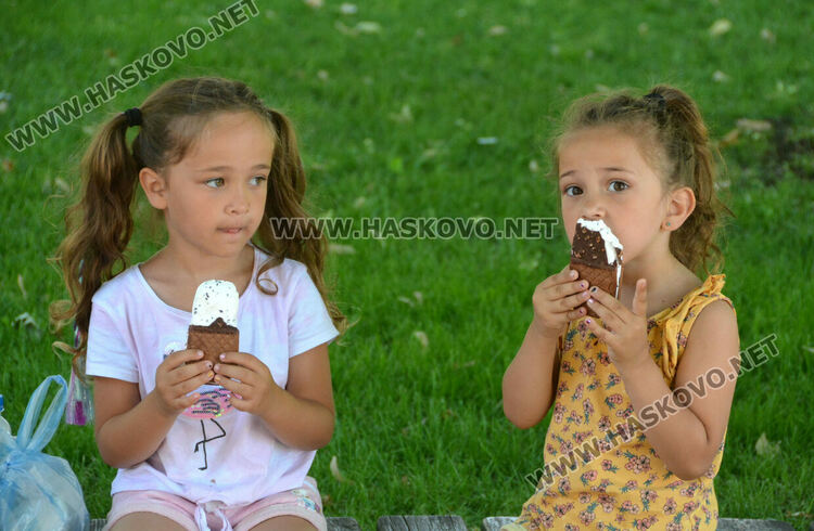 По горещниците  гадаем каква ще е годината