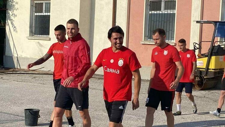 „Саяна Хасково“ завърши 2:2 с ”Локомотив”