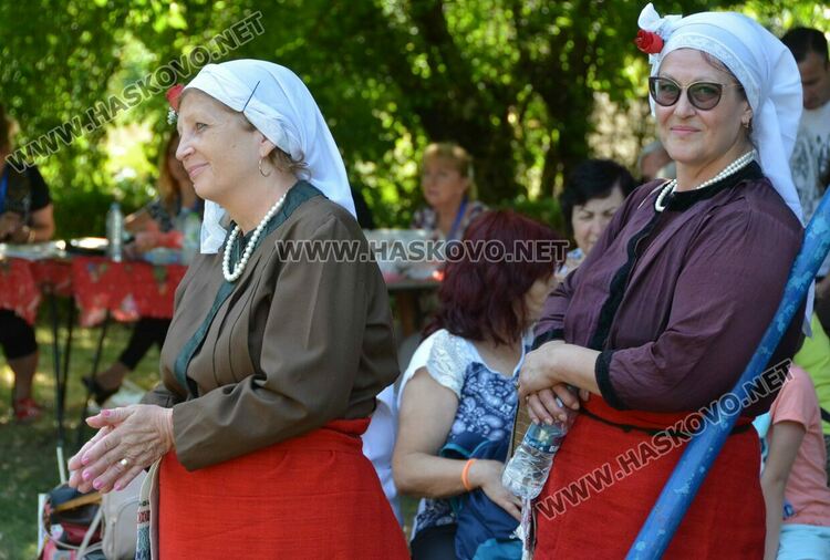 Фолклорни състави от Южна България се събраха в Орлово за „Орловски напеви“