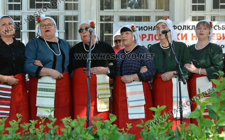 Фолклорни състави от Южна България се събраха в Орлово за „Орловски напеви“