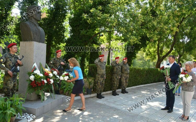 Честваме 185 години от рождението на Васил Левски