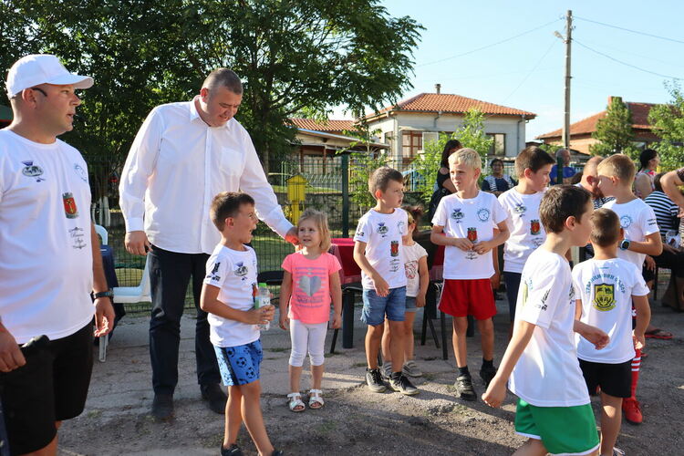 Двудневният събор в Стамболийски започна с детски игри и празнична програма