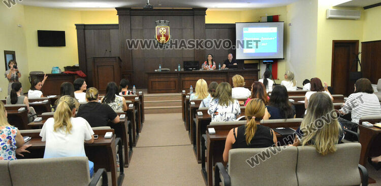 Информационното турне на „Еразъм+“ мина и през Хасково