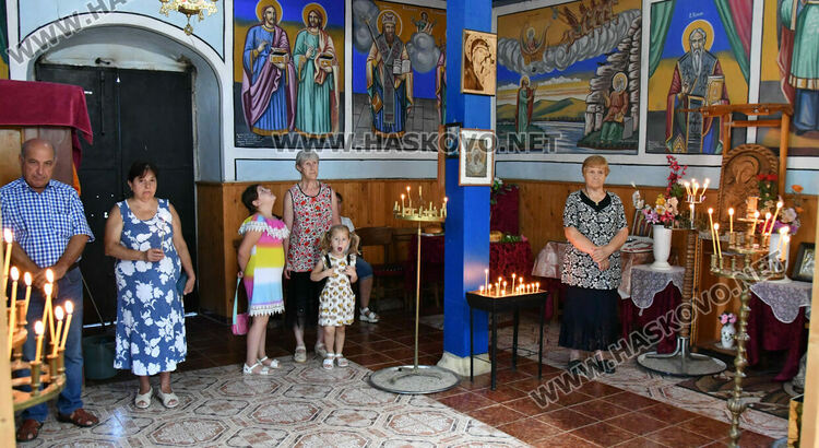 Тържествена литургия за Свети Илия и 130-годишнината на църквата във Воден