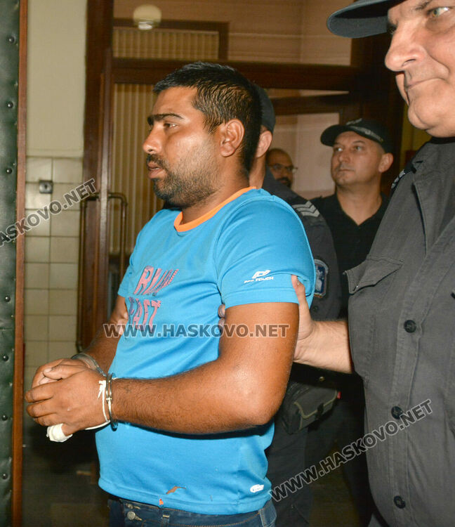 Пияният без книжка, убил жена с кола е хващан за 27 нарушения на пътя