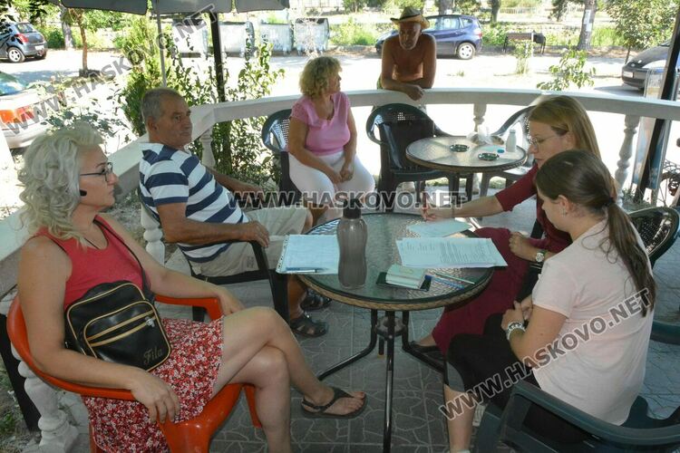 В Книжовник се жалват от затлачено корито на реката, чистят го другата седмица