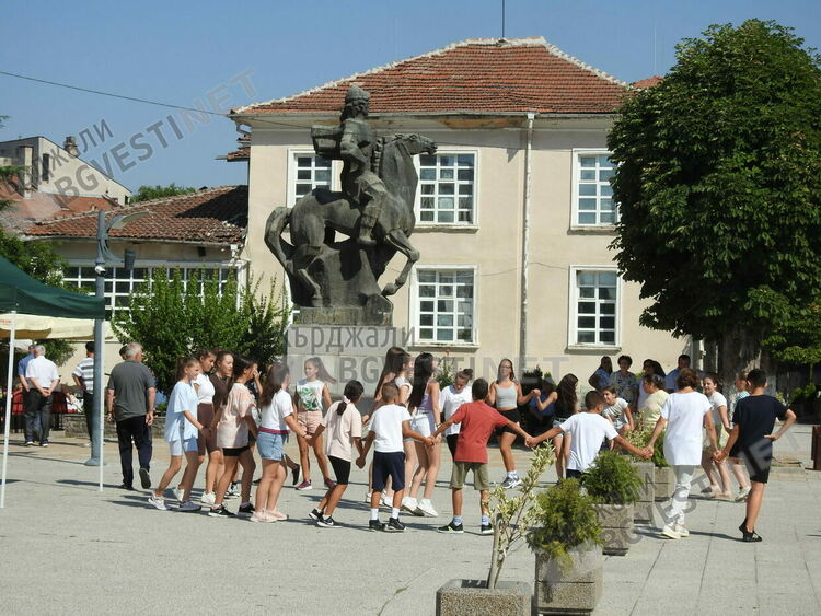 Кулминация на празниците на Крумовград, представят бизнеси и култура в центъра на града
