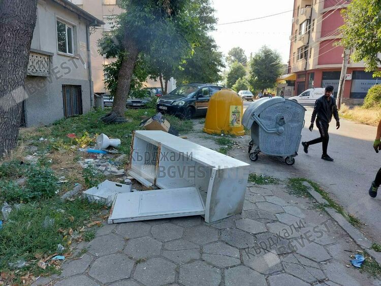 Започнаха летните ремонти в Кърджали, градът се превърна в сметище/снимки/