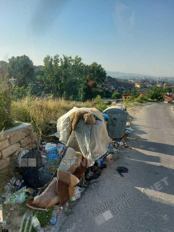 Започнаха летните ремонти в Кърджали, градът се превърна в сметище/снимки/