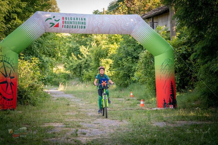 Злато и бронз за състезателите на “Компас” от държавното по колоориентиране