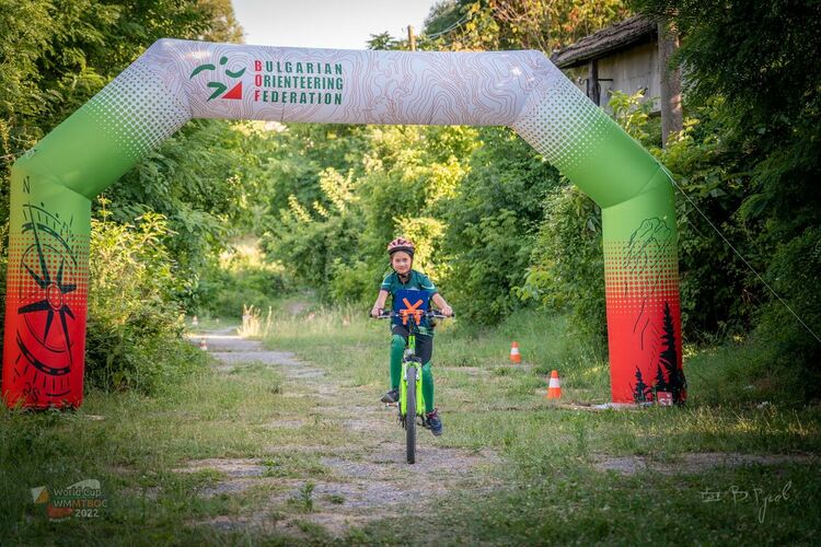 Злато и бронз за състезателите на “Компас” от държавното по колоориентиране