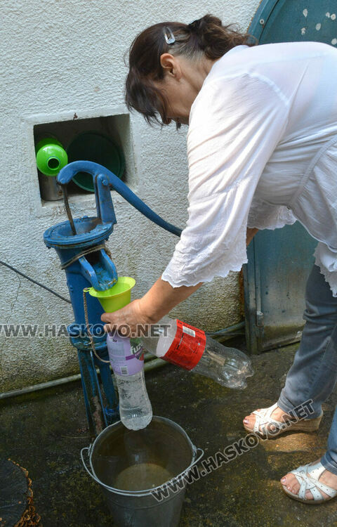 4-месечната Анна Сиванова получи благословия на именния си ден край Тракиец