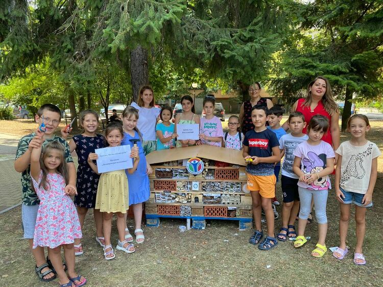 В Димитровград изградиха хотел за насекоми