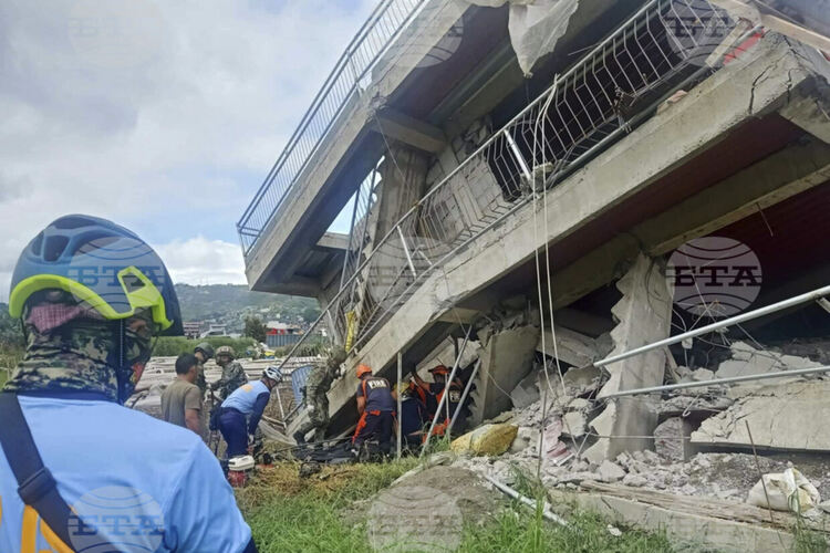 Четирима загинали и 60 ранени след силното земетресение на Филипините