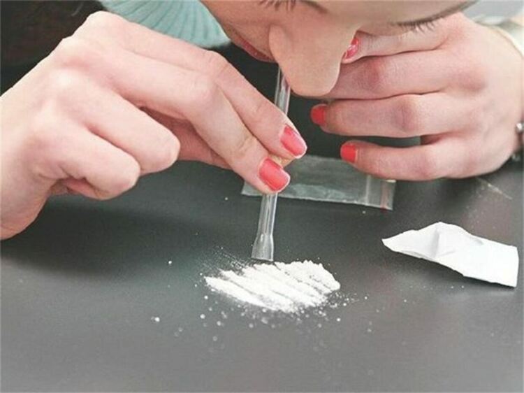 Отоново! 29-годишен се надрусал с кокаин и амфетамини, след което подкарал колата из улиците на Смолян