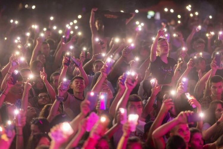 Хиляди се събраха този уикенд на Пернишката крепост, където се проведе вторият парк фестивал &bdquo;Пейка&ldquo;