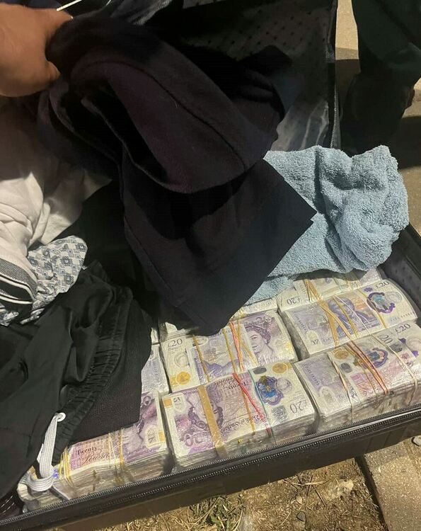 Снимки и видео Агенция "Митници"