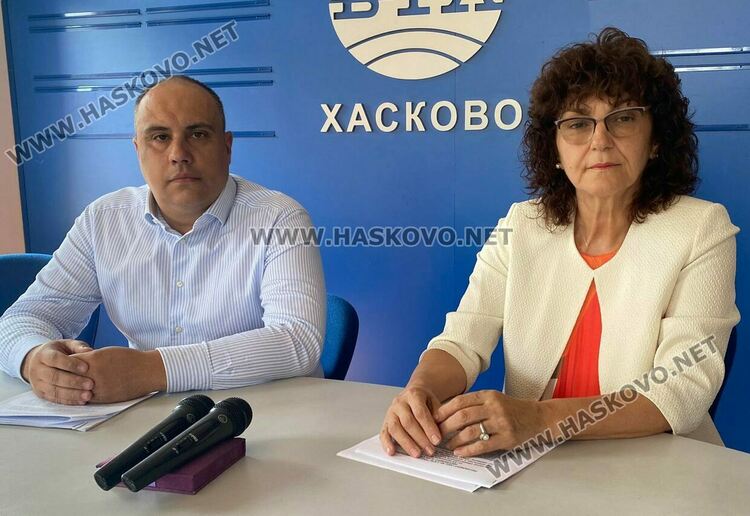 Виктор Годжов и Маргарита  Маркова, общински съветници от БСП в ОбС на Хасково 