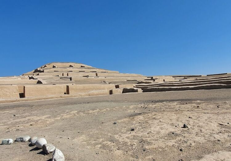 Лас Паредос