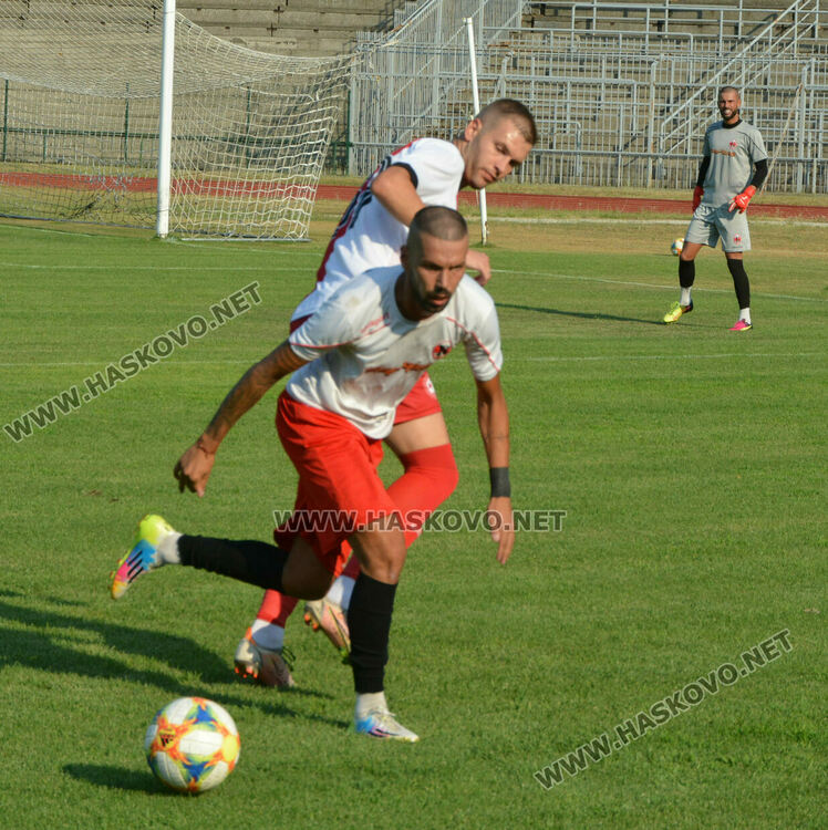„Саяна Хасково“ разби „Борислав“ със 7:0 на Ямача. Христо Димитров с хеттрик