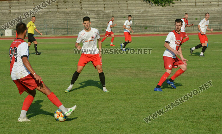 „Саяна Хасково“ разби „Борислав“ със 7:0 на Ямача. Христо Димитров с хеттрик