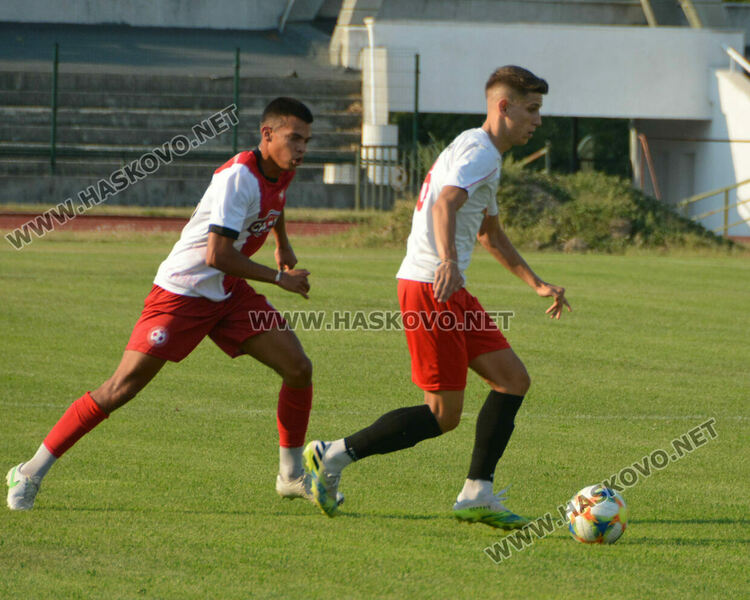 „Саяна Хасково“ разби „Борислав“ със 7:0 на Ямача. Христо Димитров с хеттрик