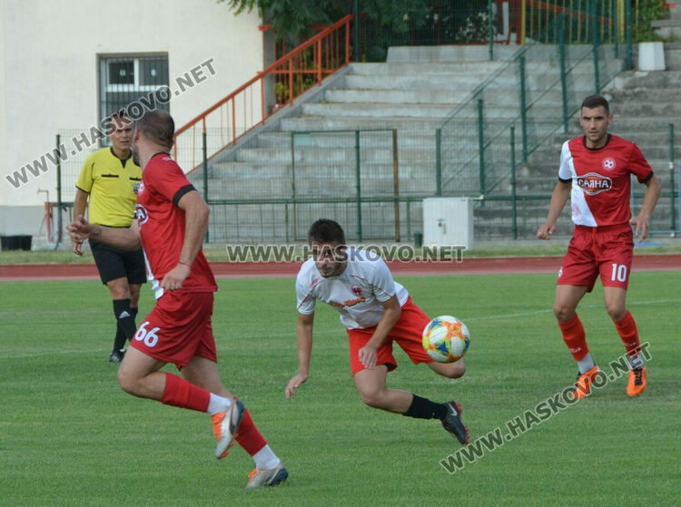 „Саяна Хасково“ разби „Борислав“ със 7:0 на Ямача. Христо Димитров с хеттрик