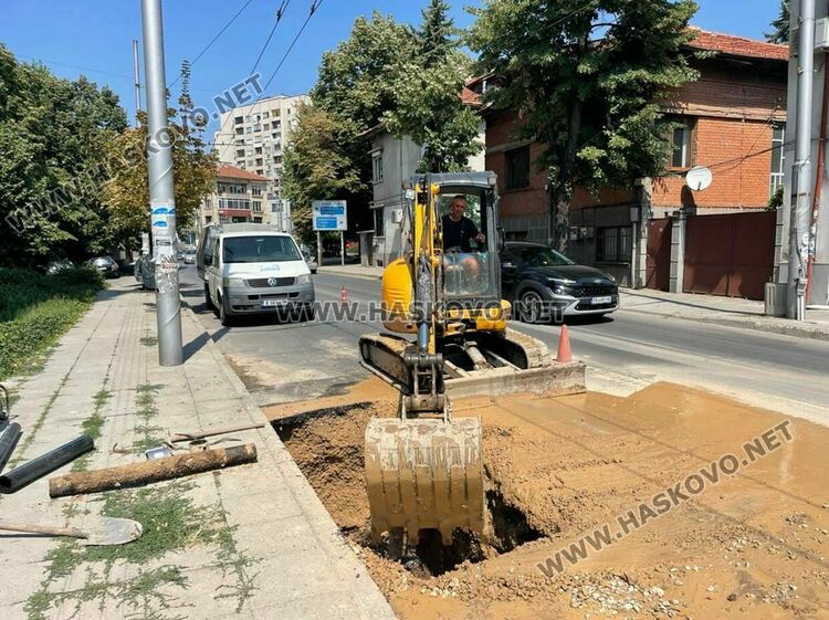 Отстраниха ВиК авария  на бул. „Съединение“