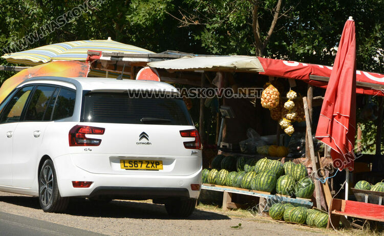 Жалват се от ежедневни проверки на пазара между Хасково и Конуш