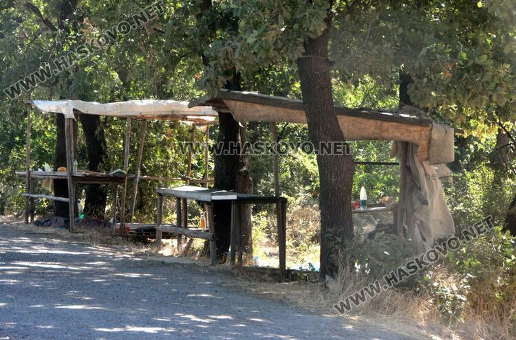 Жалват се от ежедневни проверки на пазара между Хасково и Конуш